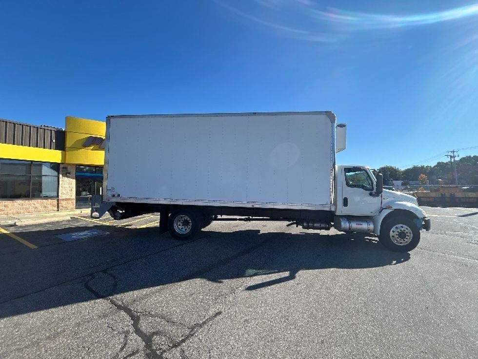 Medium Duty Box Truck-Light and Medium Duty Trucks-International-2020-MV607-Springfield-MA-63,066\n\t\tmiles-$ 59,500 - Image 15
