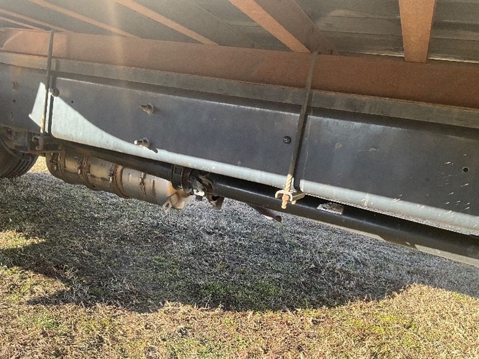 Medium Duty Box Truck-Light and Medium Duty Trucks-International-2020-MV607-Springfield-MO-168,823\n\t\tmiles-$ 33,500 - Image 5