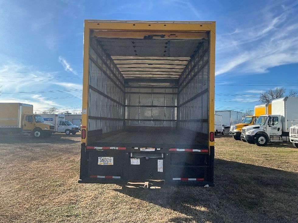 Medium Duty Box Truck-Light and Medium Duty Trucks-International-2020-MV607-Springfield-MO-168,823\n\t\tmiles-$ 33,500 - Image 8