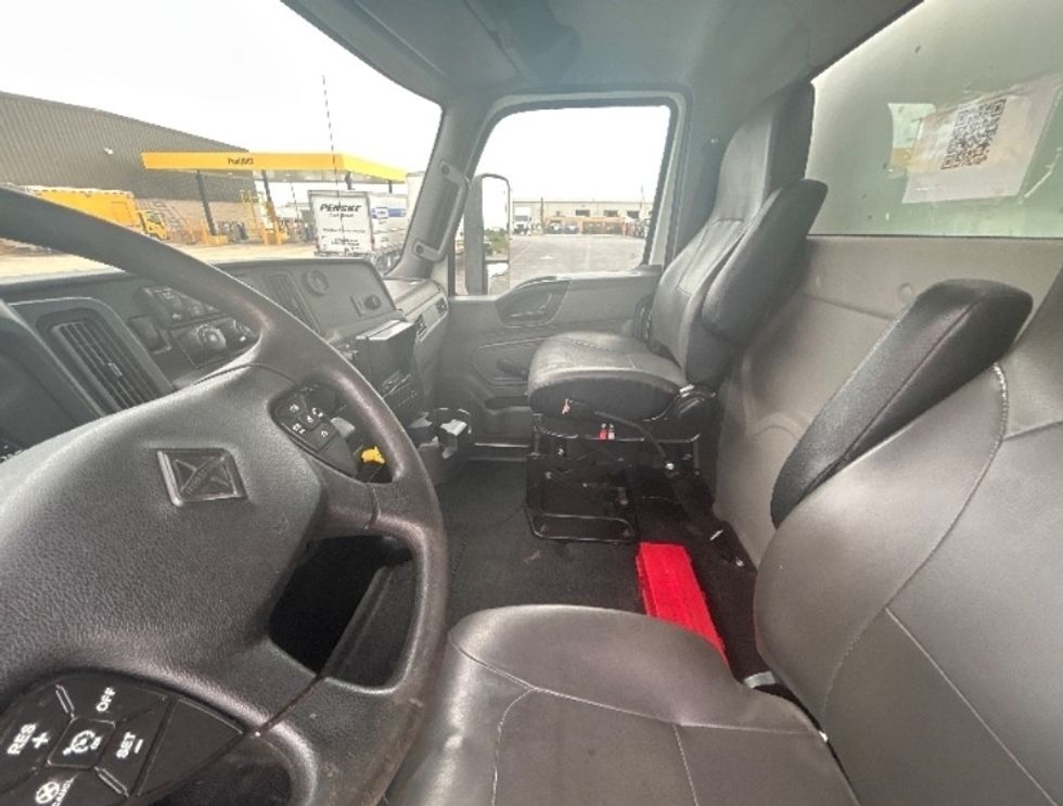 Medium Duty Box Truck-Light and Medium Duty Trucks-International-2020-MV607-Springfield-MO-97,311\n\t\tmiles-$ 62,750 - Image 19
