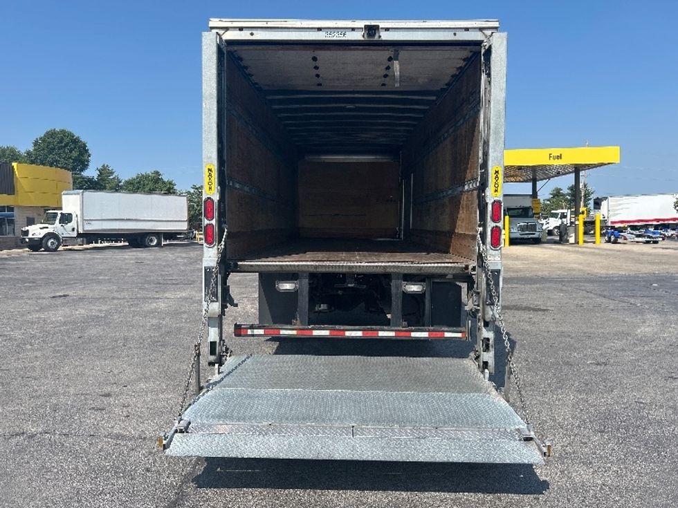 Medium Duty Box Truck-Light and Medium Duty Trucks-International-2020-MV607-Springfield-MO-97,311\n\t\tmiles-$ 62,750 - Image 9