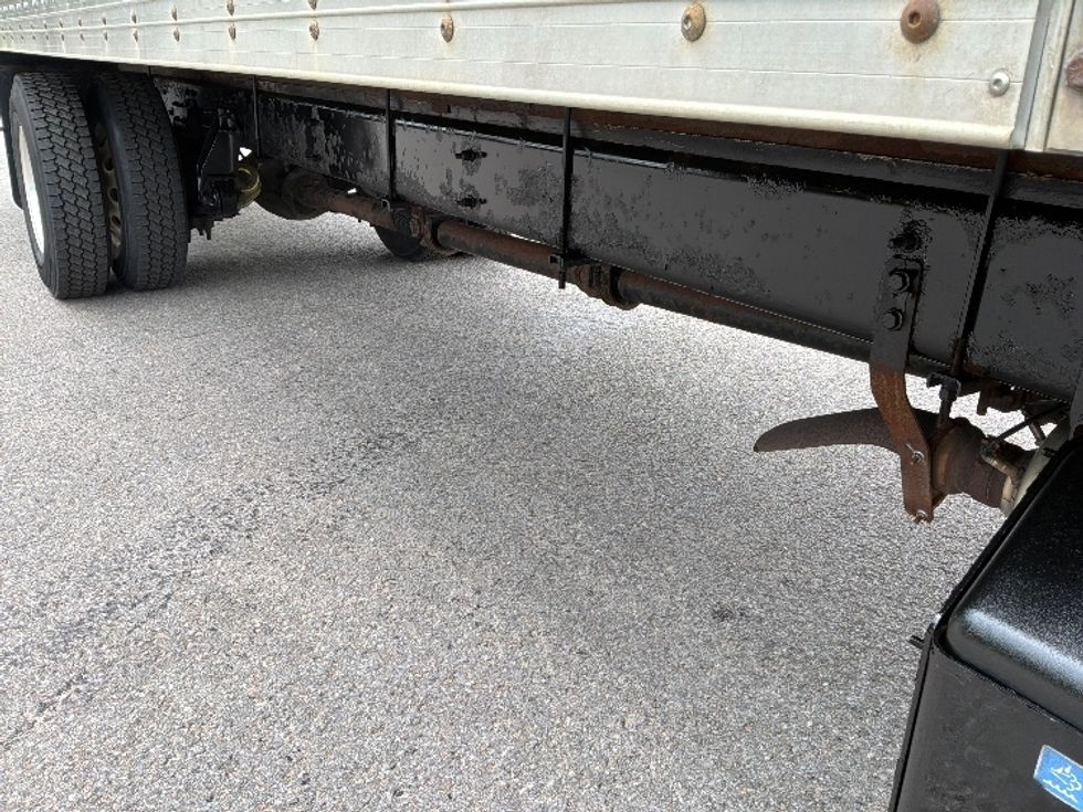 Medium Duty Box Truck-Light and Medium Duty Trucks-International-2020-MV607-Ste-Foy-PQ-245,209\n\t\tkm-$ 54,750 - Image 14