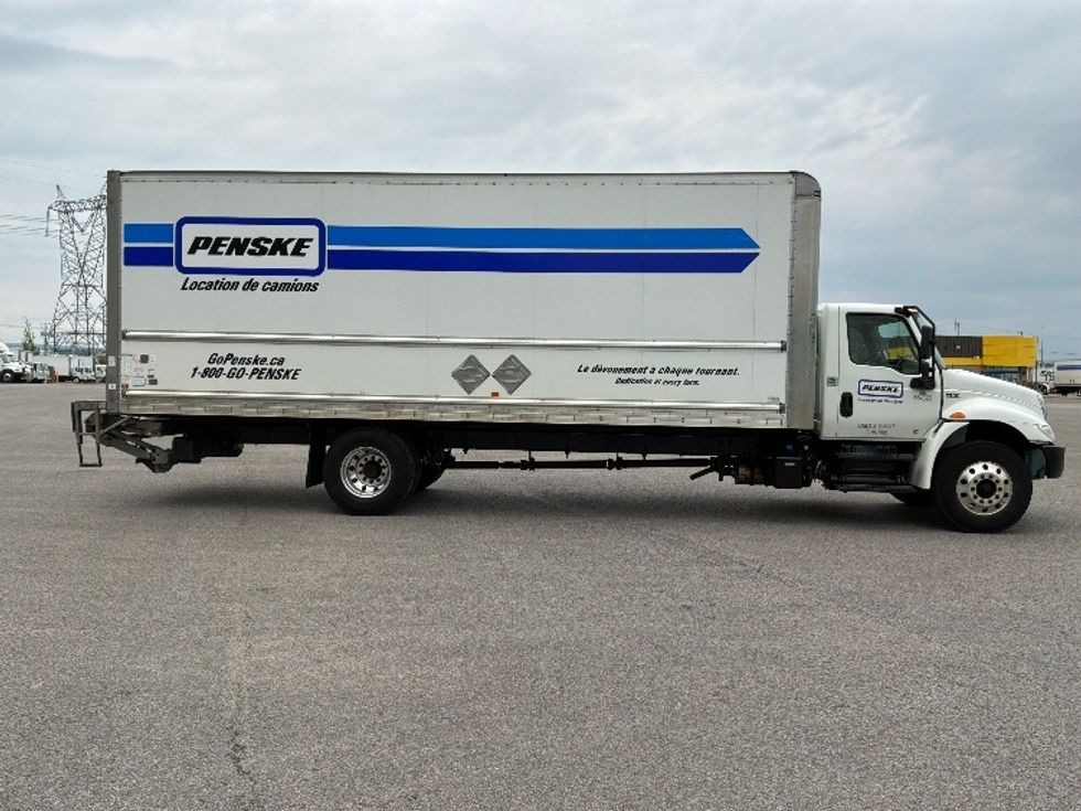 Medium Duty Box Truck-Light and Medium Duty Trucks-International-2020-MV607-Ste-Foy-PQ-245,209\n\t\tkm-$ 54,750 - Image 15