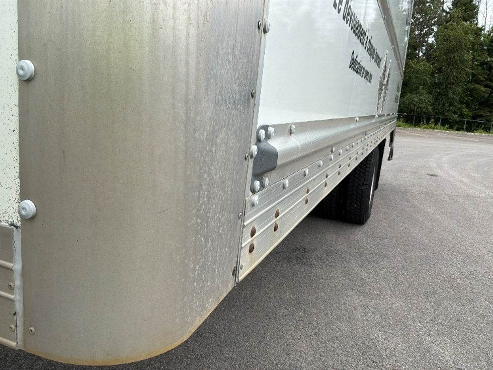 Medium Duty Box Truck-Light and Medium Duty Trucks-International-2020-MV607-Ste-Foy-PQ-245,209\n\t\tkm-$ 54,750 - Image 25