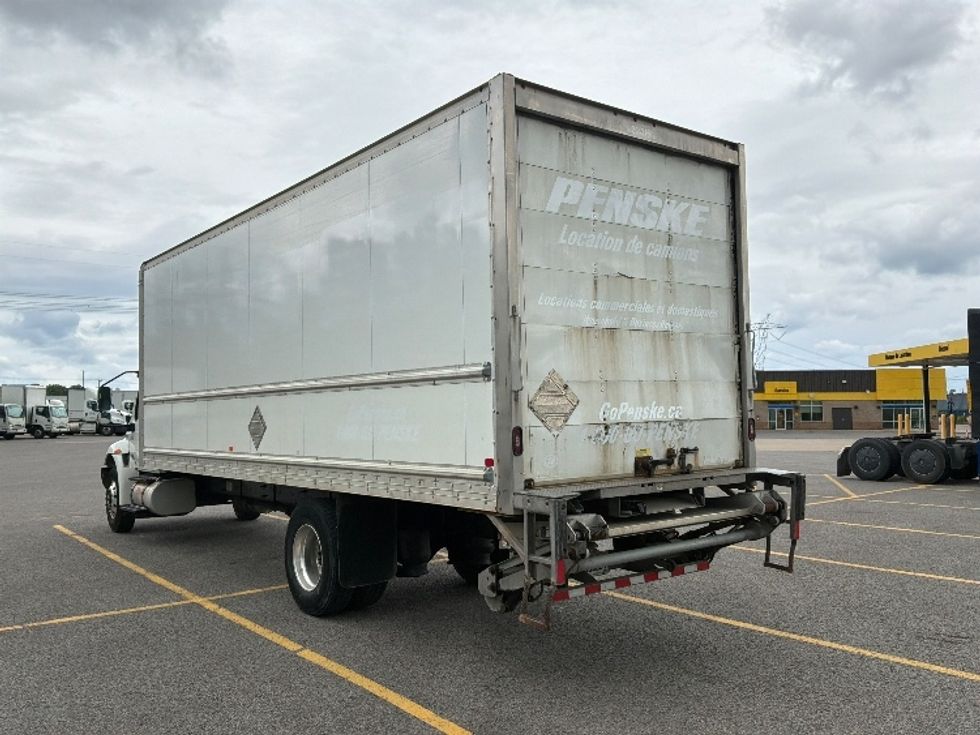 Medium Duty Box Truck-Light and Medium Duty Trucks-International-2020-MV607-Ste-Foy-PQ-282,546\n\t\tkm-$ 46,250 - Image 6