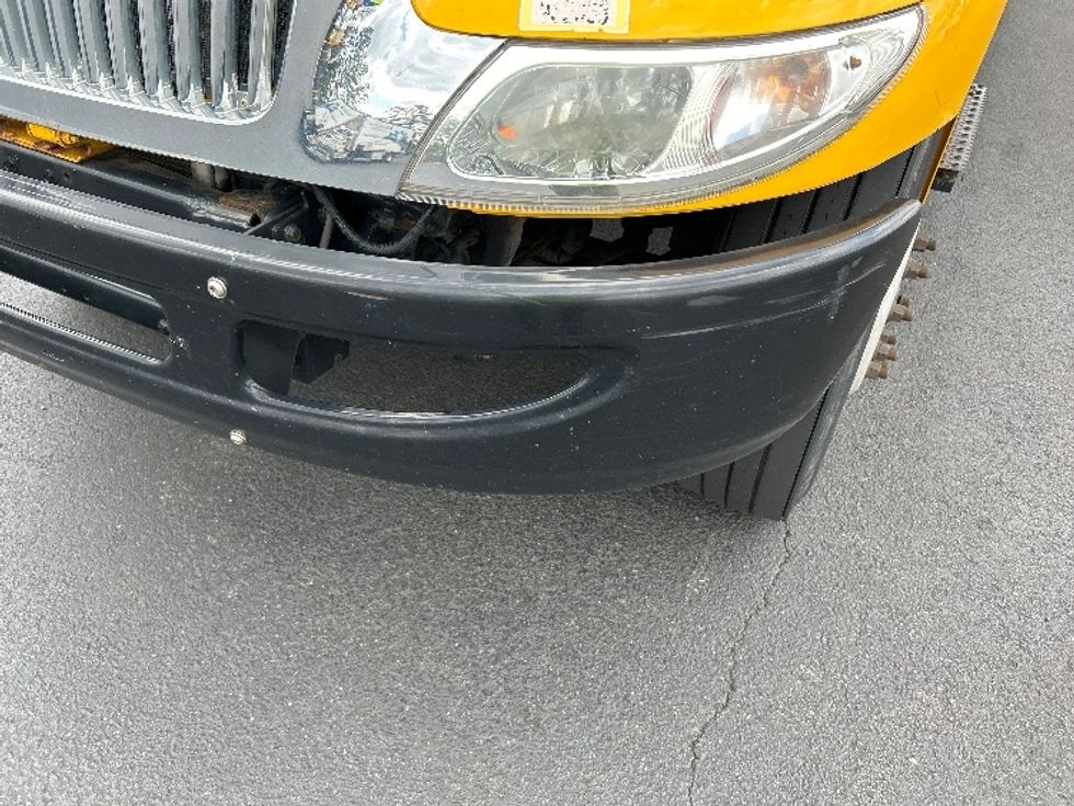 Medium Duty Box Truck-Light and Medium Duty Trucks-International-2020-MV607-Sterling-VA-188,445\n\t\tmiles-$ 44,500 - Image 26