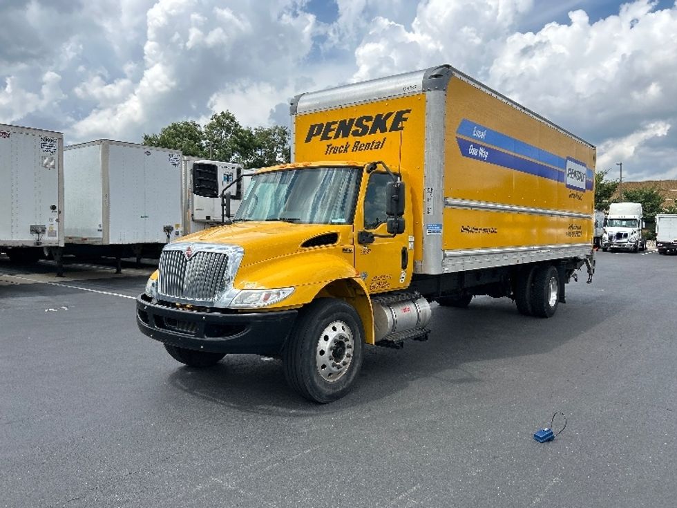 Medium Duty Box Truck-Light and Medium Duty Trucks-International-2020-MV607-Sterling-VA-188,445\n\t\tmiles-$ 44,500 - Image 3