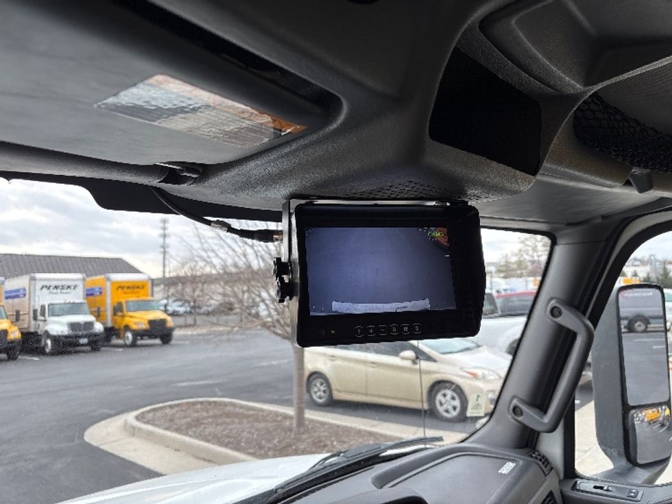 Medium Duty Box Truck-Light and Medium Duty Trucks-International-2020-MV607-Sterling-VA-87,130\n\t\tmiles-$ 60,250 - Image 25