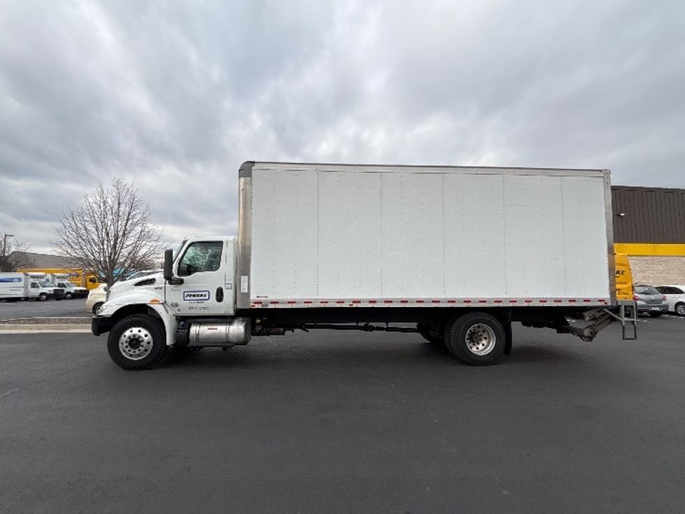 Medium Duty Box Truck-Light and Medium Duty Trucks-International-2020-MV607-Sterling-VA-87,130\n\t\tmiles-$ 60,250 - Image 4