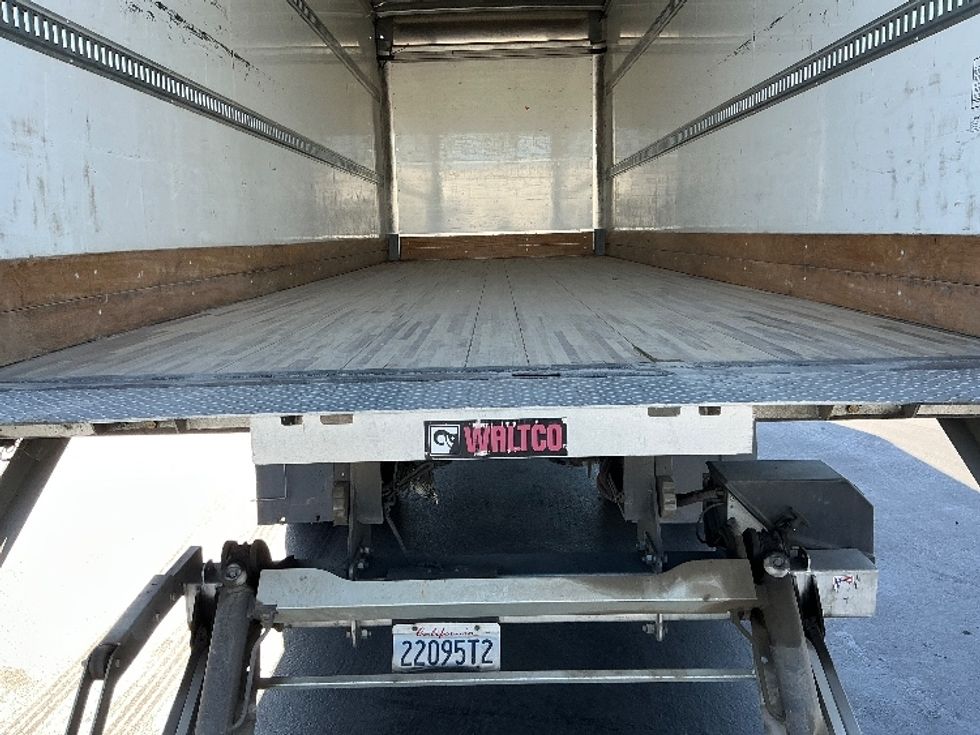 Medium Duty Box Truck-Light and Medium Duty Trucks-International-2020-MV607-Stockton-CA-132,349\n\t\tmiles-$ 57,750 - Image 10