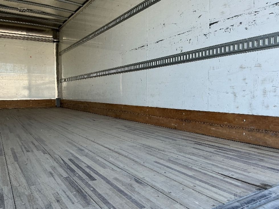 Medium Duty Box Truck-Light and Medium Duty Trucks-International-2020-MV607-Stockton-CA-132,349\n\t\tmiles-$ 57,750 - Image 12