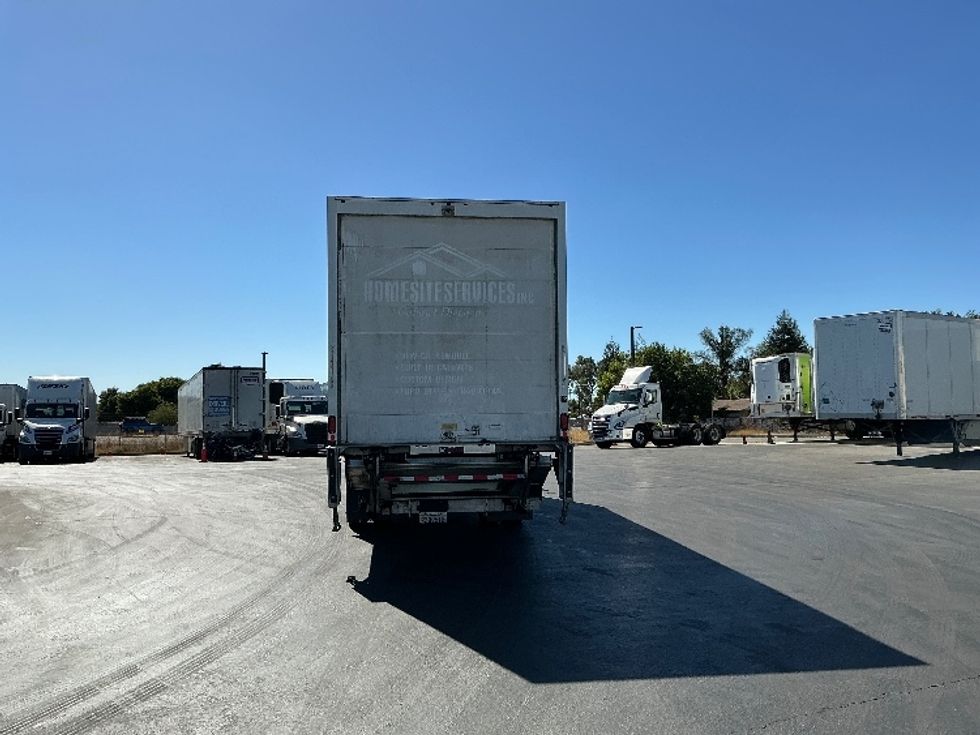 Medium Duty Box Truck-Light and Medium Duty Trucks-International-2020-MV607-Stockton-CA-132,349\n\t\tmiles-$ 57,750 - Image 7