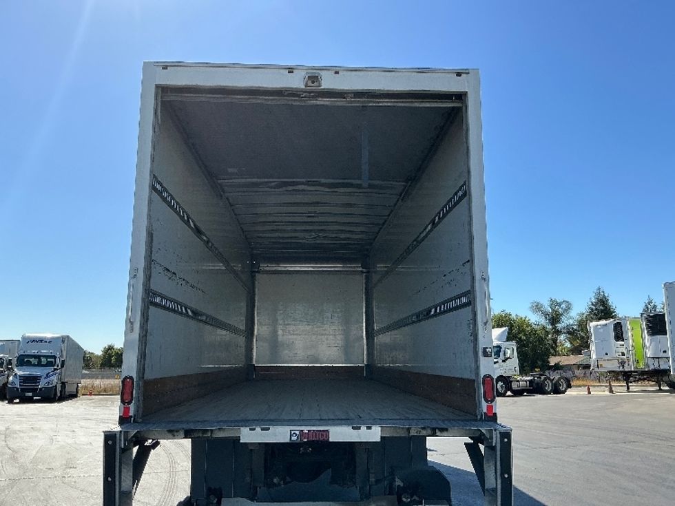 Medium Duty Box Truck-Light and Medium Duty Trucks-International-2020-MV607-Stockton-CA-132,349\n\t\tmiles-$ 57,750 - Image 8