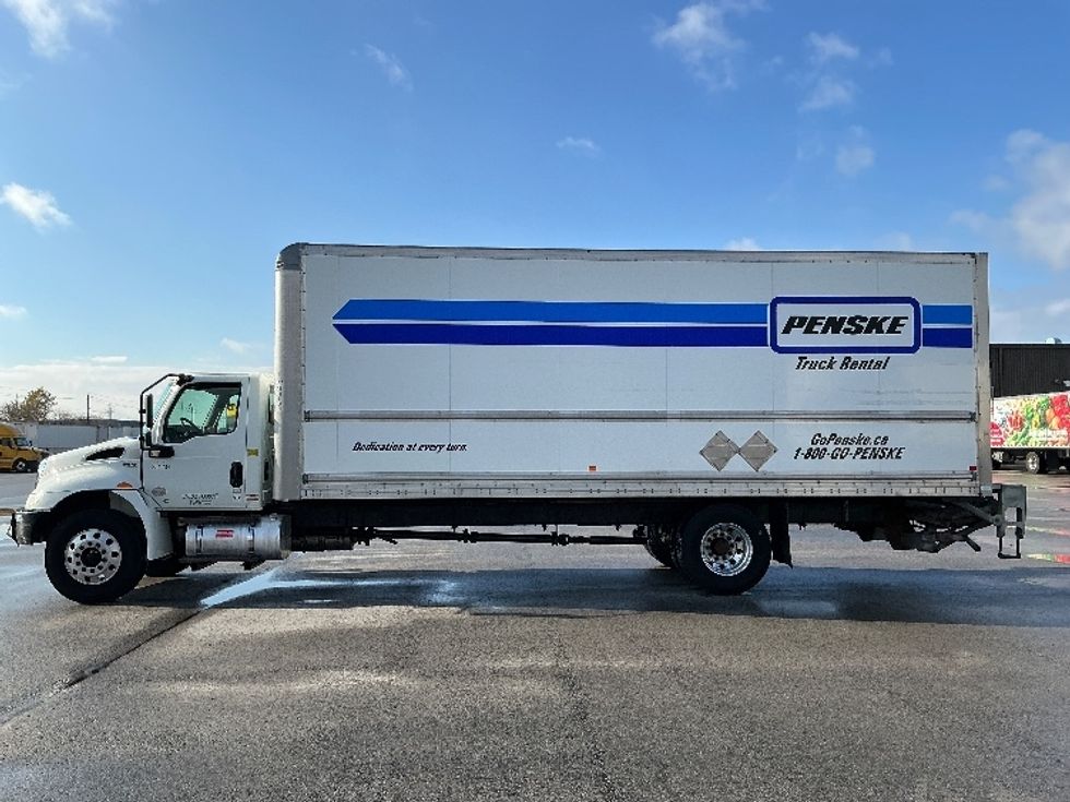 Medium Duty Box Truck-Light and Medium Duty Trucks-International-2020-MV607-Stoney Creek-ON-309,483\n\t\tkm-$ 50,750 - Image 4