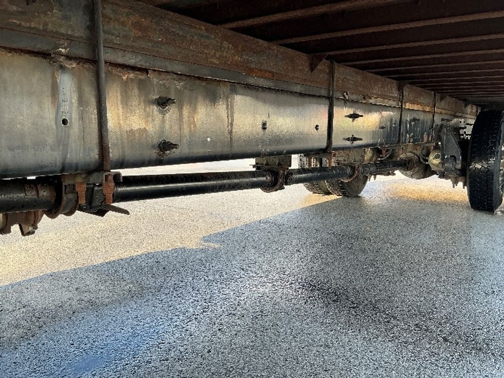 Medium Duty Box Truck-Light and Medium Duty Trucks-International-2020-MV607-Stoney Creek-ON-309,483\n\t\tkm-$ 50,750 - Image 5