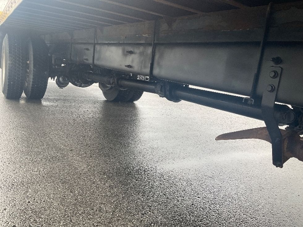 Medium Duty Box Truck-Light and Medium Duty Trucks-International-2020-MV607-Stoney Creek-ON-462,448\n\t\tkm-$ 28,250 - Image 14