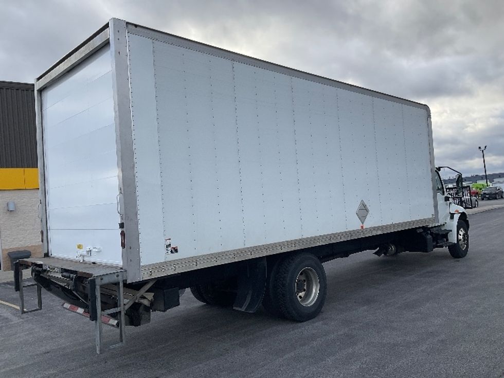 Medium Duty Box Truck-Light and Medium Duty Trucks-International-2020-MV607-Stoney Creek-ON-550,287\n\t\tkm-$ 25,750 - Image 13