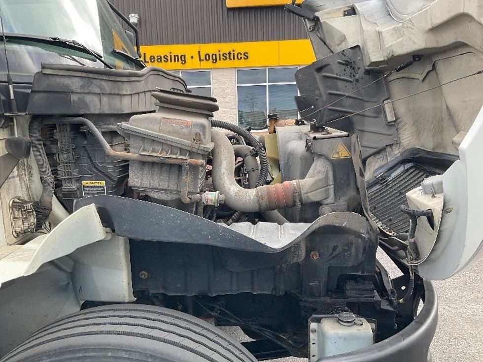 Medium Duty Box Truck-Light and Medium Duty Trucks-International-2020-MV607-Stoney Creek-ON-550,287\n\t\tkm-$ 25,750 - Image 20