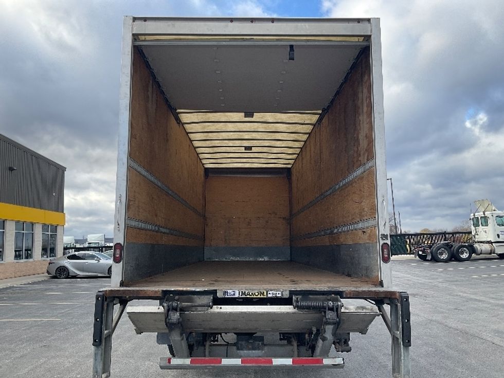 Medium Duty Box Truck-Light and Medium Duty Trucks-International-2020-MV607-Stoney Creek-ON-550,287\n\t\tkm-$ 25,750 - Image 8