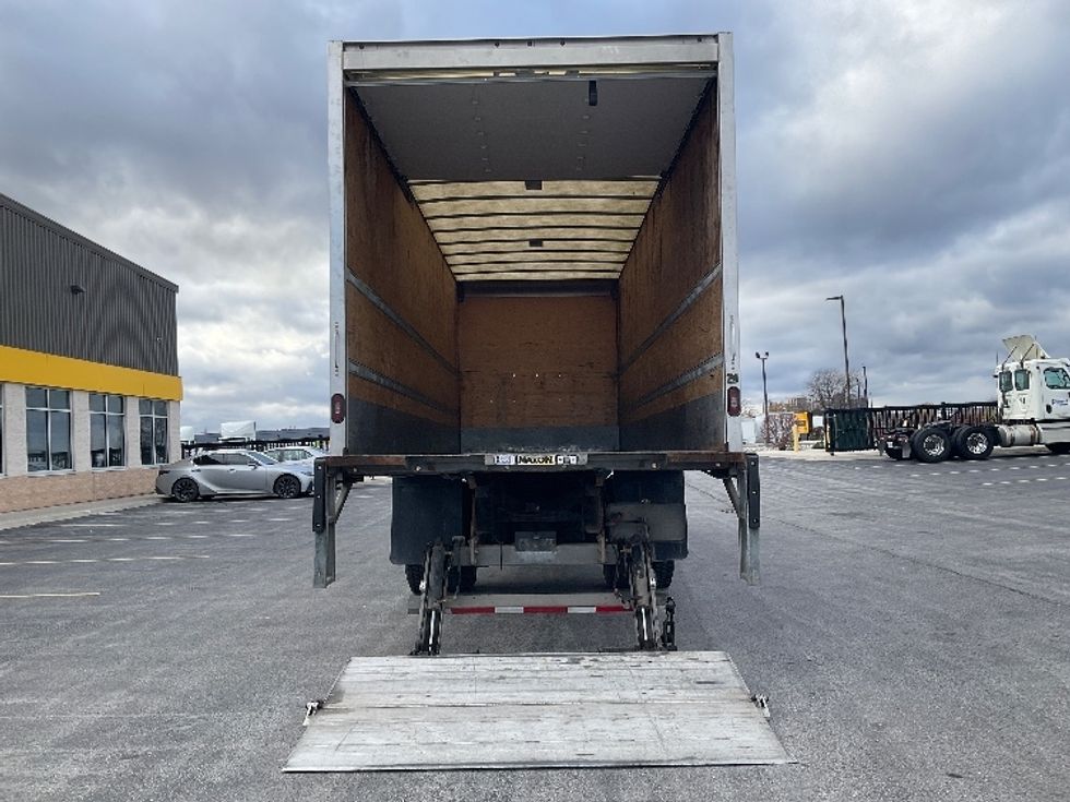 Medium Duty Box Truck-Light and Medium Duty Trucks-International-2020-MV607-Stoney Creek-ON-550,287\n\t\tkm-$ 25,750 - Image 9