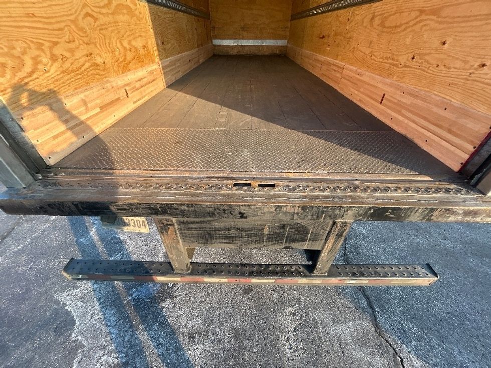 Medium Duty Box Truck-Light and Medium Duty Trucks-International-2020-MV607-Sturtevant-WI-107,997\n\t\tmiles-$ 32,000 - Image 10