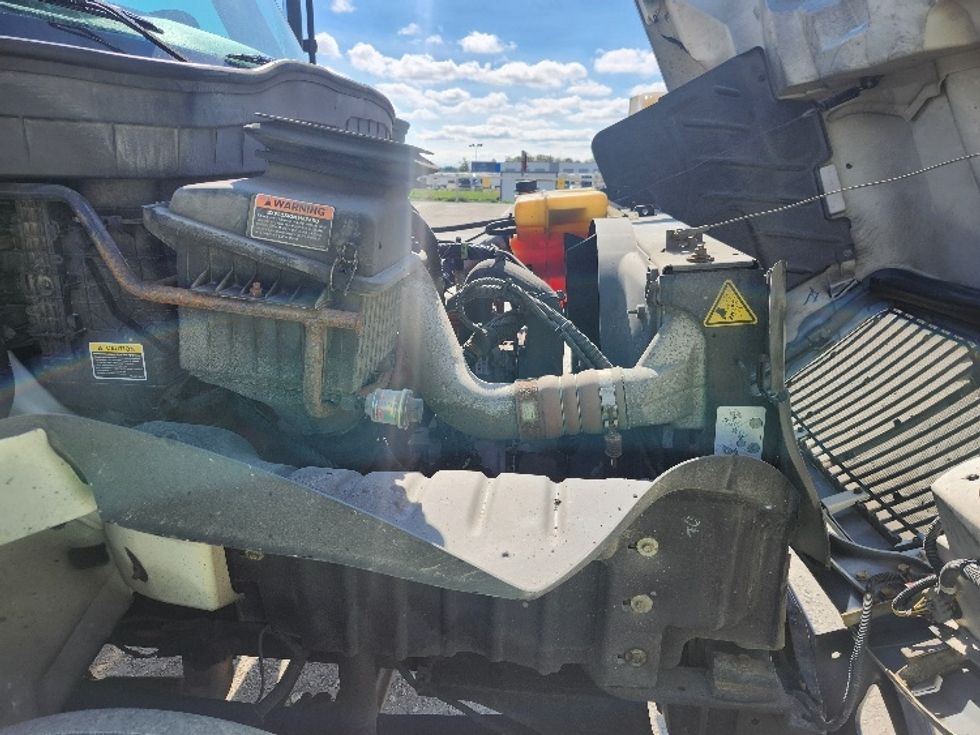 Medium Duty Box Truck-Light and Medium Duty Trucks-International-2020-MV607-Sturtevant-WI-132,724\n\t\tmiles-$ 50,000 - Image 21