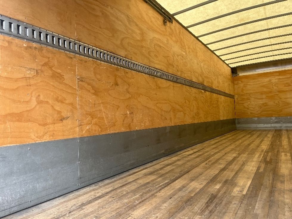 Medium Duty Box Truck-Light and Medium Duty Trucks-International-2020-MV607-Sturtevant-WI-149,629\n\t\tmiles-$ 52,000 - Image 11