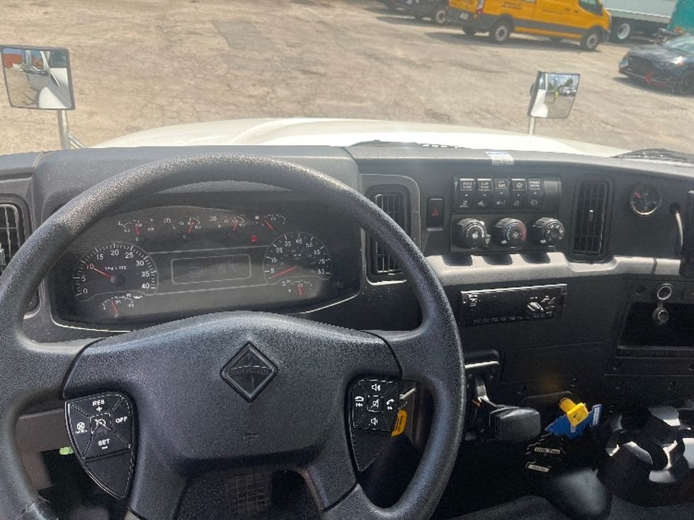 Medium Duty Box Truck-Light and Medium Duty Trucks-International-2020-MV607-Sturtevant-WI-149,629\n\t\tmiles-$ 52,000 - Image 18