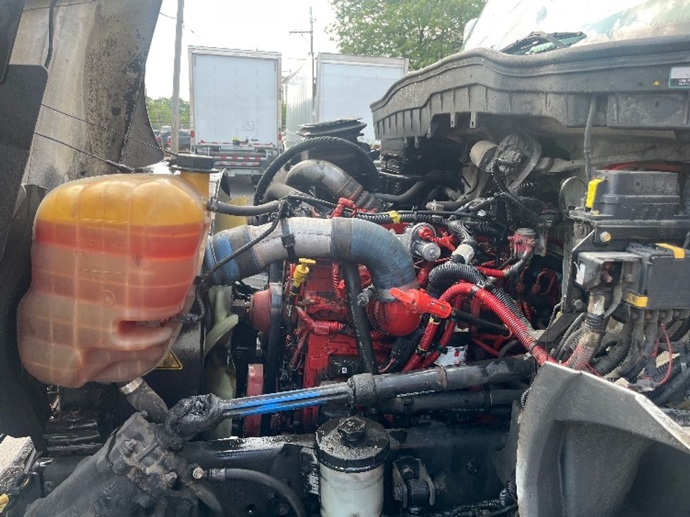 Medium Duty Box Truck-Light and Medium Duty Trucks-International-2020-MV607-Sturtevant-WI-149,629\n\t\tmiles-$ 52,000 - Image 24