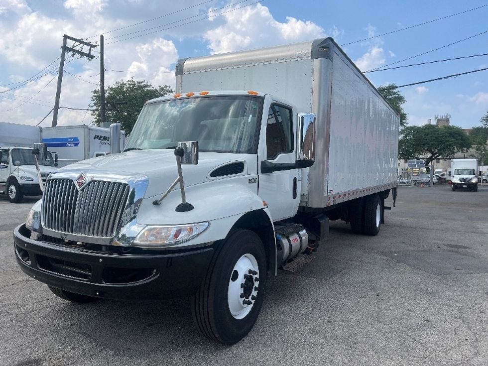 Medium Duty Box Truck-Light and Medium Duty Trucks-International-2020-MV607-Sturtevant-WI-149,629\n\t\tmiles-$ 52,000 - Image 3
