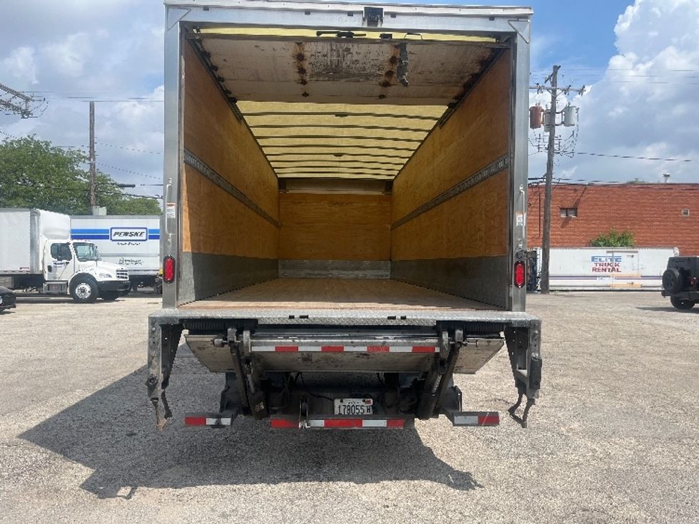 Medium Duty Box Truck-Light and Medium Duty Trucks-International-2020-MV607-Sturtevant-WI-153,216\n\t\tmiles-$ 51,500 - Image 8