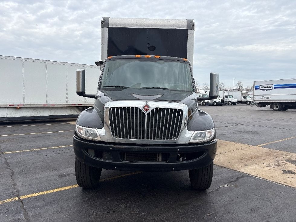 Medium Duty Box Truck-Light and Medium Duty Trucks-International-2020-MV607-Sturtevant-WI-165,399\n\t\tmiles-$ 25,250 - Image 2