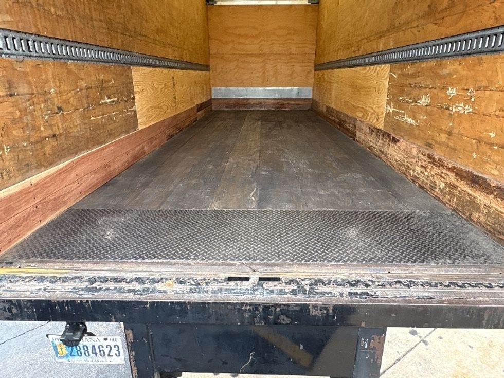 Medium Duty Box Truck-Light and Medium Duty Trucks-International-2020-MV607-Sturtevant-WI-165,399\n\t\tmiles-$ 25,250 - Image 9