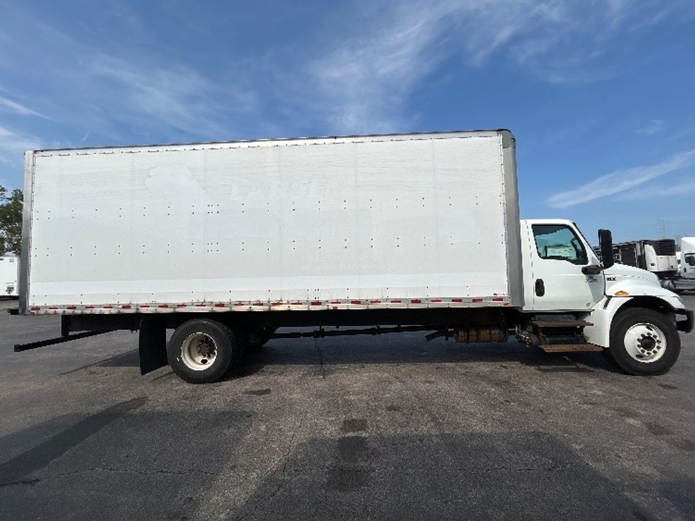 Medium Duty Box Truck-Light and Medium Duty Trucks-International-2020-MV607-Sturtevant-WI-171,189\n\t\tmiles-$ 46,000 - Image 14
