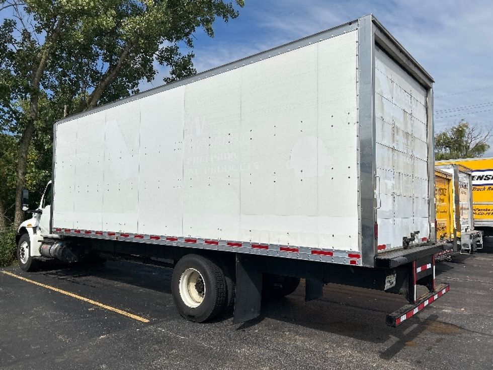 Medium Duty Box Truck-Light and Medium Duty Trucks-International-2020-MV607-Sturtevant-WI-171,189\n\t\tmiles-$ 46,000 - Image 6