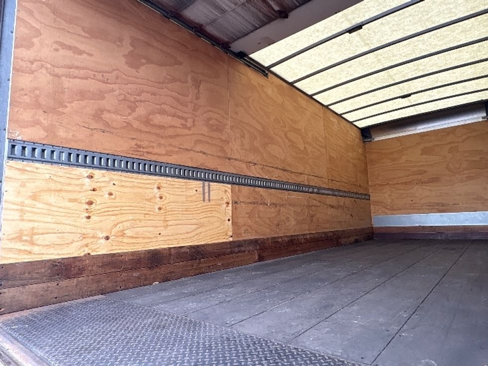 Medium Duty Box Truck-Light and Medium Duty Trucks-International-2020-MV607-Sturtevant-WI-186,829\n\t\tmiles-$ 22,500 - Image 10