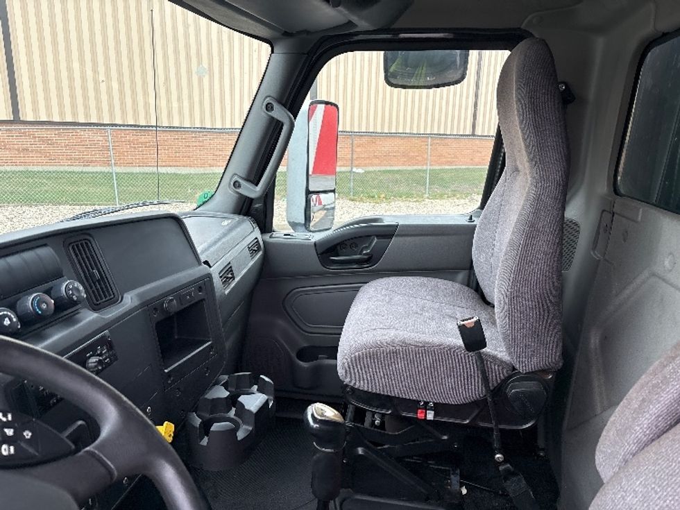 Medium Duty Box Truck-Light and Medium Duty Trucks-International-2020-MV607-Sturtevant-WI-186,829\n\t\tmiles-$ 22,500 - Image 18