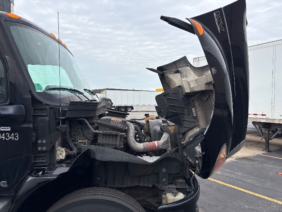 Medium Duty Box Truck-Light and Medium Duty Trucks-International-2020-MV607-Sturtevant-WI-186,829\n\t\tmiles-$ 22,500 - Image 21