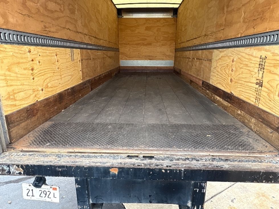 Medium Duty Box Truck-Light and Medium Duty Trucks-International-2020-MV607-Sturtevant-WI-186,829\n\t\tmiles-$ 22,500 - Image 9