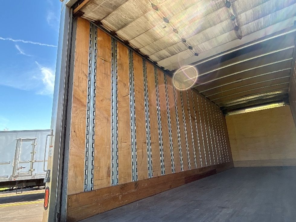 Medium Duty Box Truck-Light and Medium Duty Trucks-International-2020-MV607-Sturtevant-WI-299,230\n\t\tmiles-$ 29,500 - Image 11
