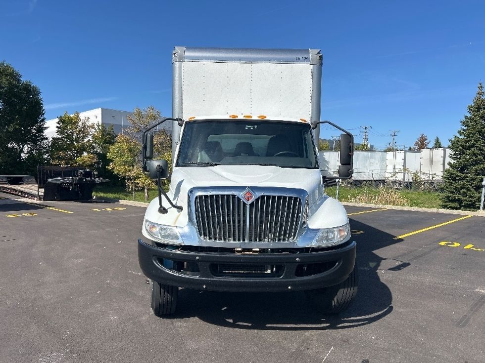Medium Duty Box Truck-Light and Medium Duty Trucks-International-2020-MV607-Sturtevant-WI-299,230\n\t\tmiles-$ 29,500 - Image 2