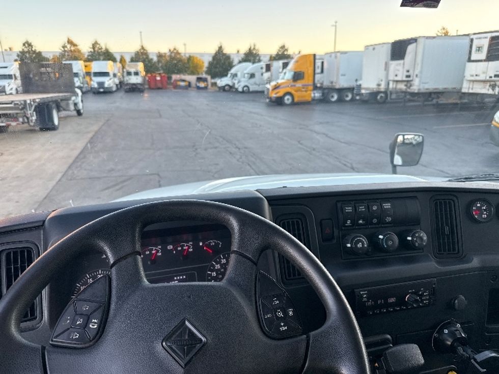 Medium Duty Box Truck-Light and Medium Duty Trucks-International-2020-MV607-Sturtevant-WI-68,485\n\t\tmiles-$ 57,750 - Image 17