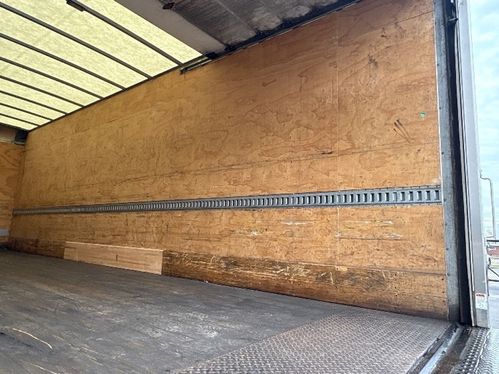 Medium Duty Box Truck-Light and Medium Duty Trucks-International-2020-MV607-Sturtevant-WI-97,095\n\t\tmiles-$ 55,250 - Image 11