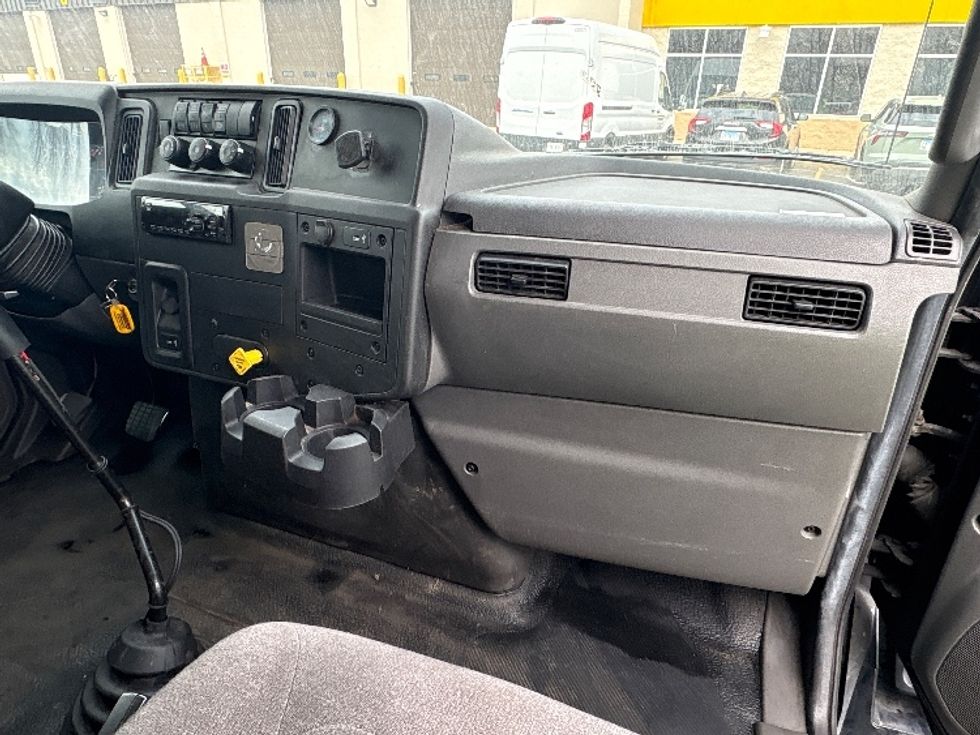 Medium Duty Box Truck-Light and Medium Duty Trucks-International-2020-MV607-Sturtevant-WI-97,095\n\t\tmiles-$ 55,250 - Image 20