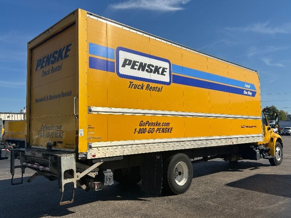 Medium Duty Box Truck-Light and Medium Duty Trucks-International-2020-MV607-Sussex-WI-205,000\n\t\tmiles-$ 44,750 - Image 13