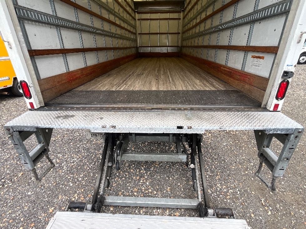 Medium Duty Box Truck-Light and Medium Duty Trucks-International-2020-MV607-Suwanee-GA-124,773\n\t\tmiles-$ 63,750 - Image 10