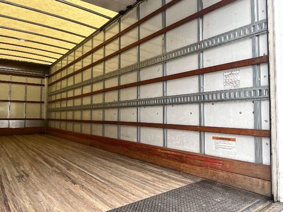 Medium Duty Box Truck-Light and Medium Duty Trucks-International-2020-MV607-Suwanee-GA-124,773\n\t\tmiles-$ 63,750 - Image 12