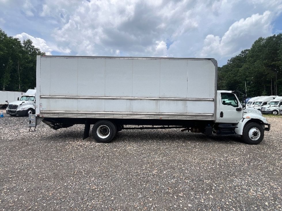 Medium Duty Box Truck-Light and Medium Duty Trucks-International-2020-MV607-Suwanee-GA-124,773\n\t\tmiles-$ 63,750 - Image 15