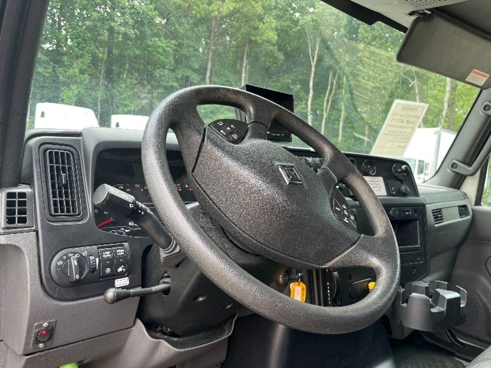 Medium Duty Box Truck-Light and Medium Duty Trucks-International-2020-MV607-Suwanee-GA-124,773\n\t\tmiles-$ 63,750 - Image 17
