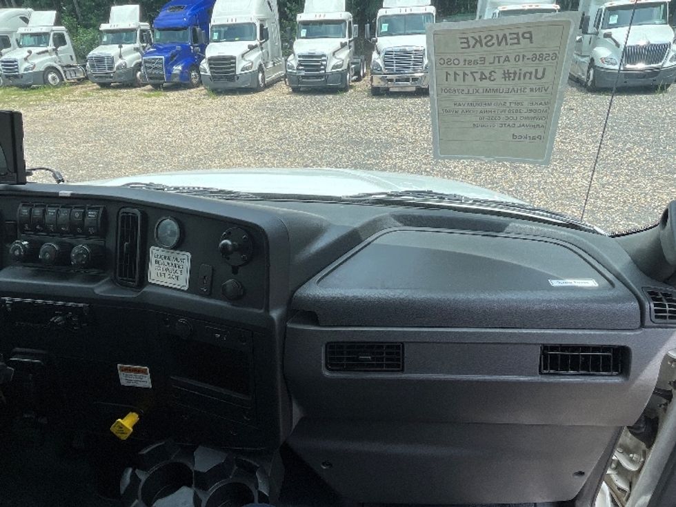 Medium Duty Box Truck-Light and Medium Duty Trucks-International-2020-MV607-Suwanee-GA-124,773\n\t\tmiles-$ 63,750 - Image 21